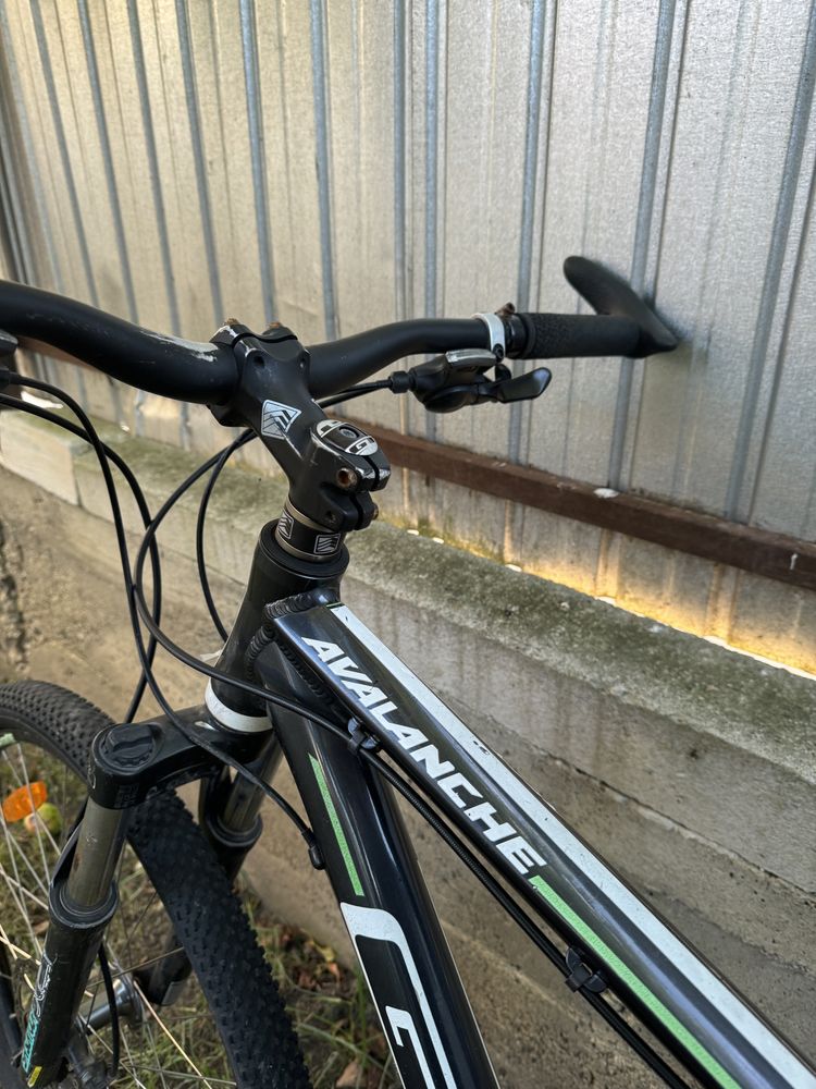 Bicicleta Avalanche GT