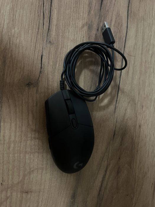 Mouse gaming corsair logitech