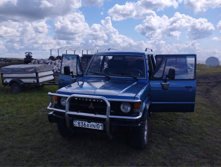 Продам машину митсубиси паджеро