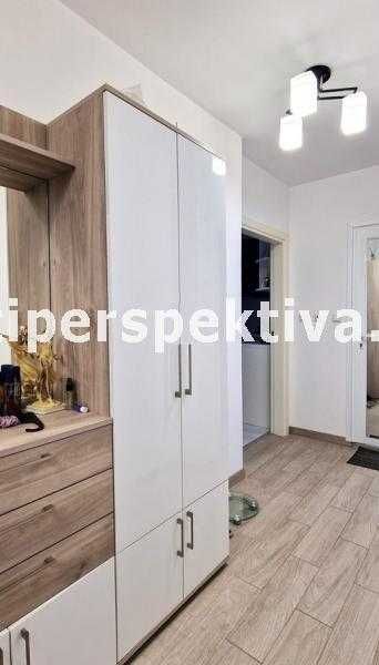 Продава се Тристаен апартамент в Пловдив, Христо Смирненски - 97 кв.м за 1784 €/кв.м - Снимка #11