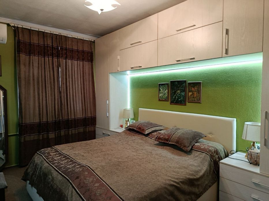 Продам 3х ком квартиру Ц6