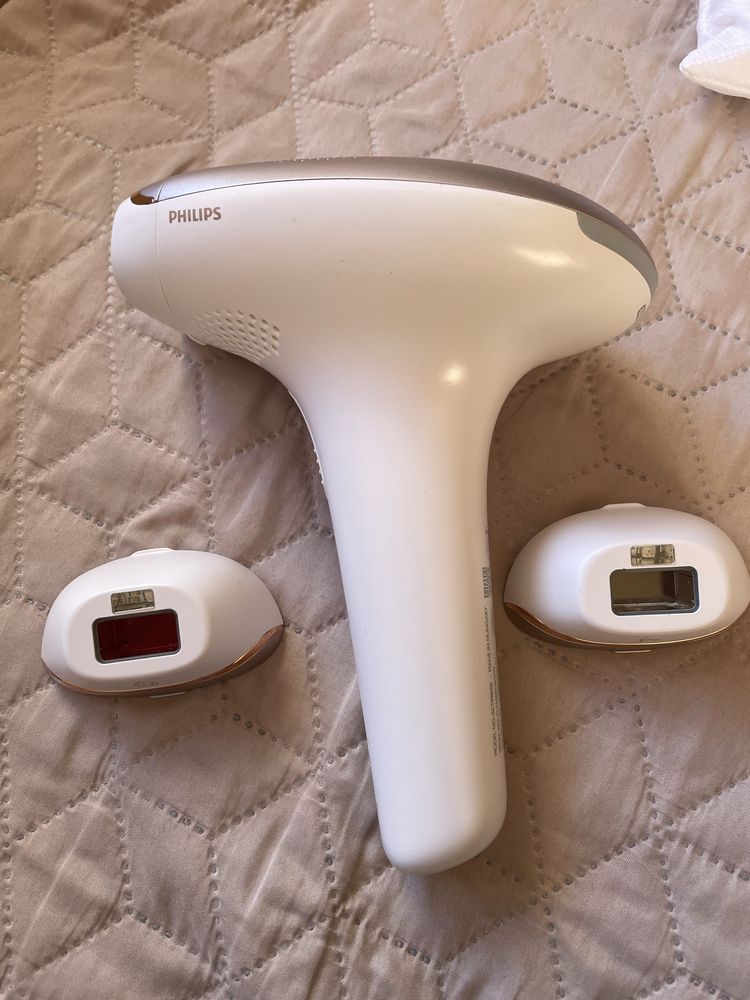 Фотоепилатор Philips Lumea Advanced