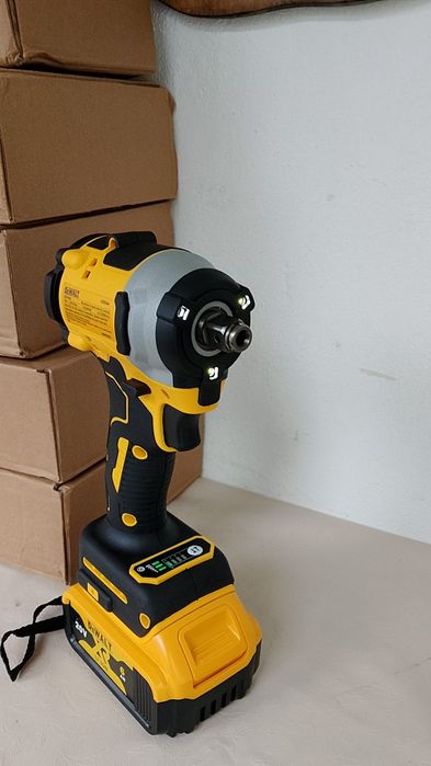 Autofiletanta impact Dewalt DCF860