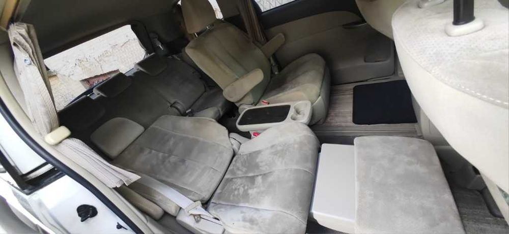 Toyota Estima hibrid