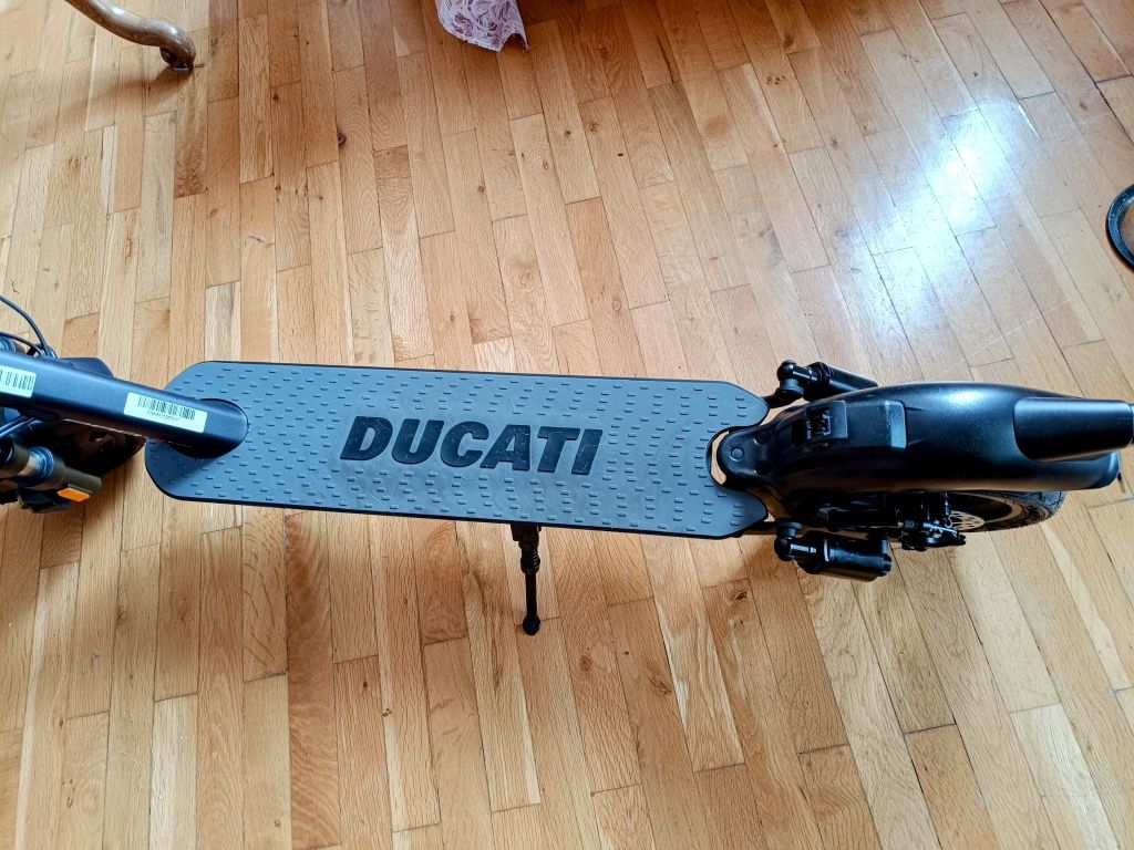 Електрически скутер  DUCATI PRO-II EVO