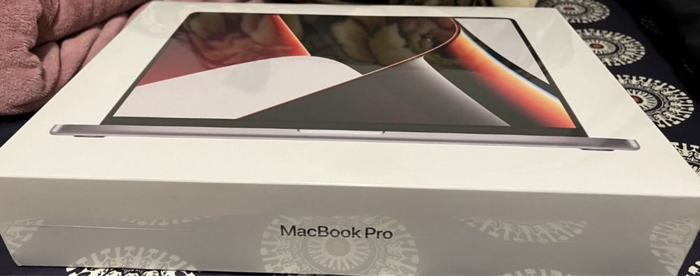 Macbook 16 pro m1 Max 32gb ram 1Tb Гаранция! НОВ