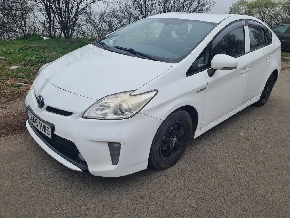 Toyota Prius 1.8 benzina hibrid, cu GPL, 2014 Euro 5