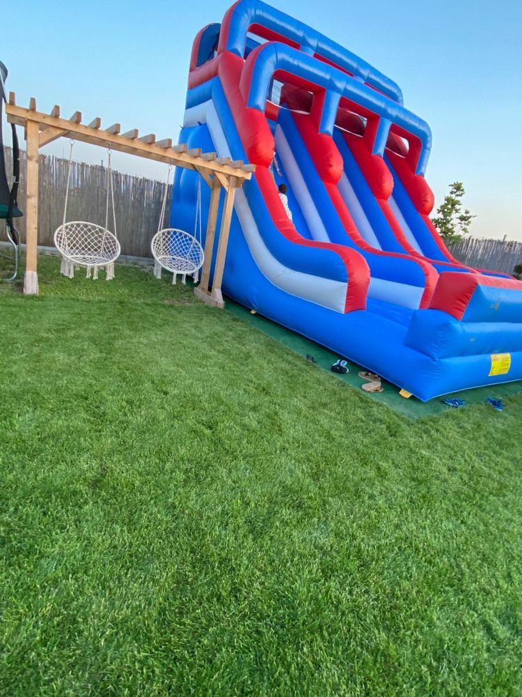 Curte / loc de joaca / gradina evenimente private