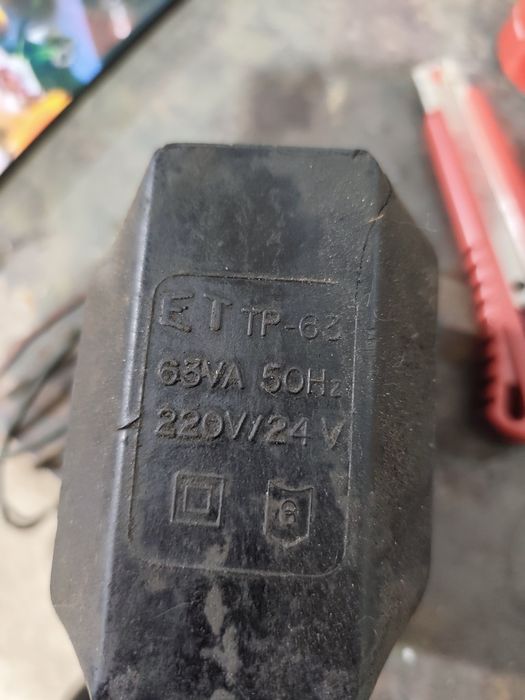 Transformator 230 la 24 v