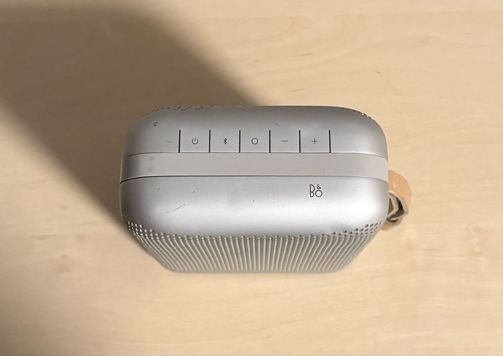 Boxă Portabilă Bang & Olufsen Beoplay P6 – Bluetooth, Premium Sound