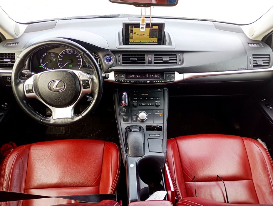 Lexus CT 200h hibrid 2013