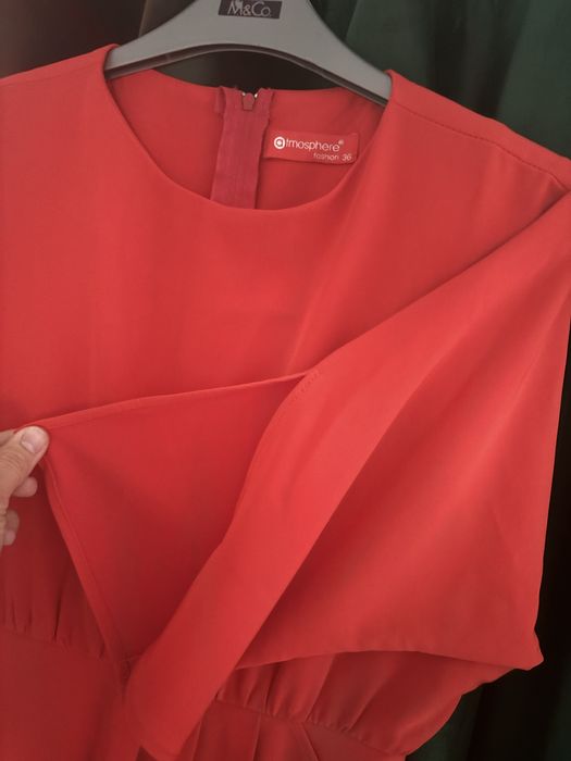 Rochie roșie de ocazie