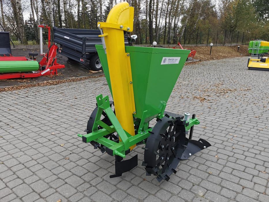 Plantatoare Cartofi Masina Plantat RODA pe 1 - Piese de schimb