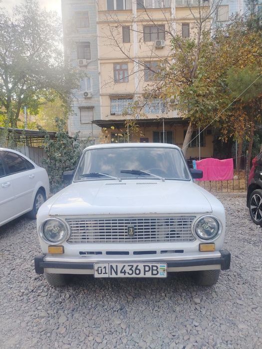 vaz 2102 sotiladi