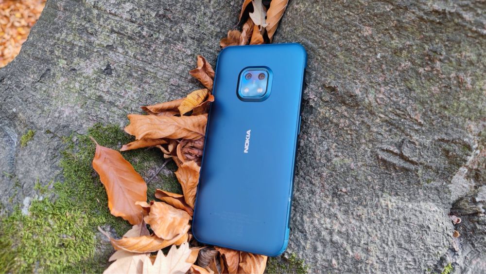 Nokia XR20 с две карти