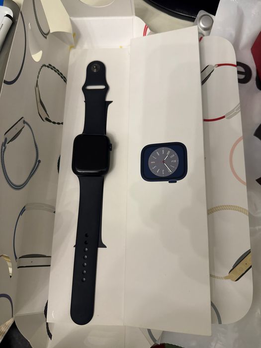 Apple watch 8, 45 razmer