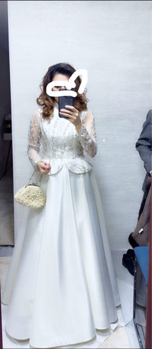 Вечернее платье  из гипюра + атлас( айвори цвета)