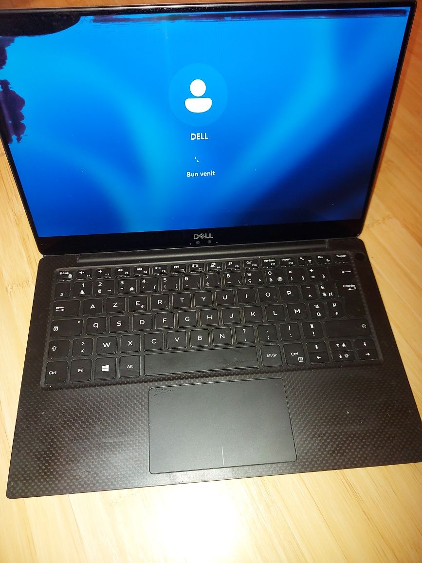 Dezmembrez laptop Dell XPS 13 9370 funcțional