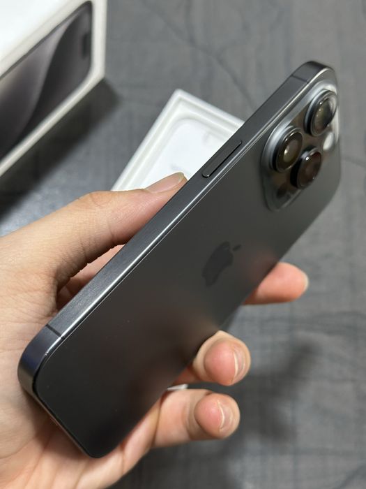 iPhone 15 Pro 96%Baterie Black Titanium 128GB !