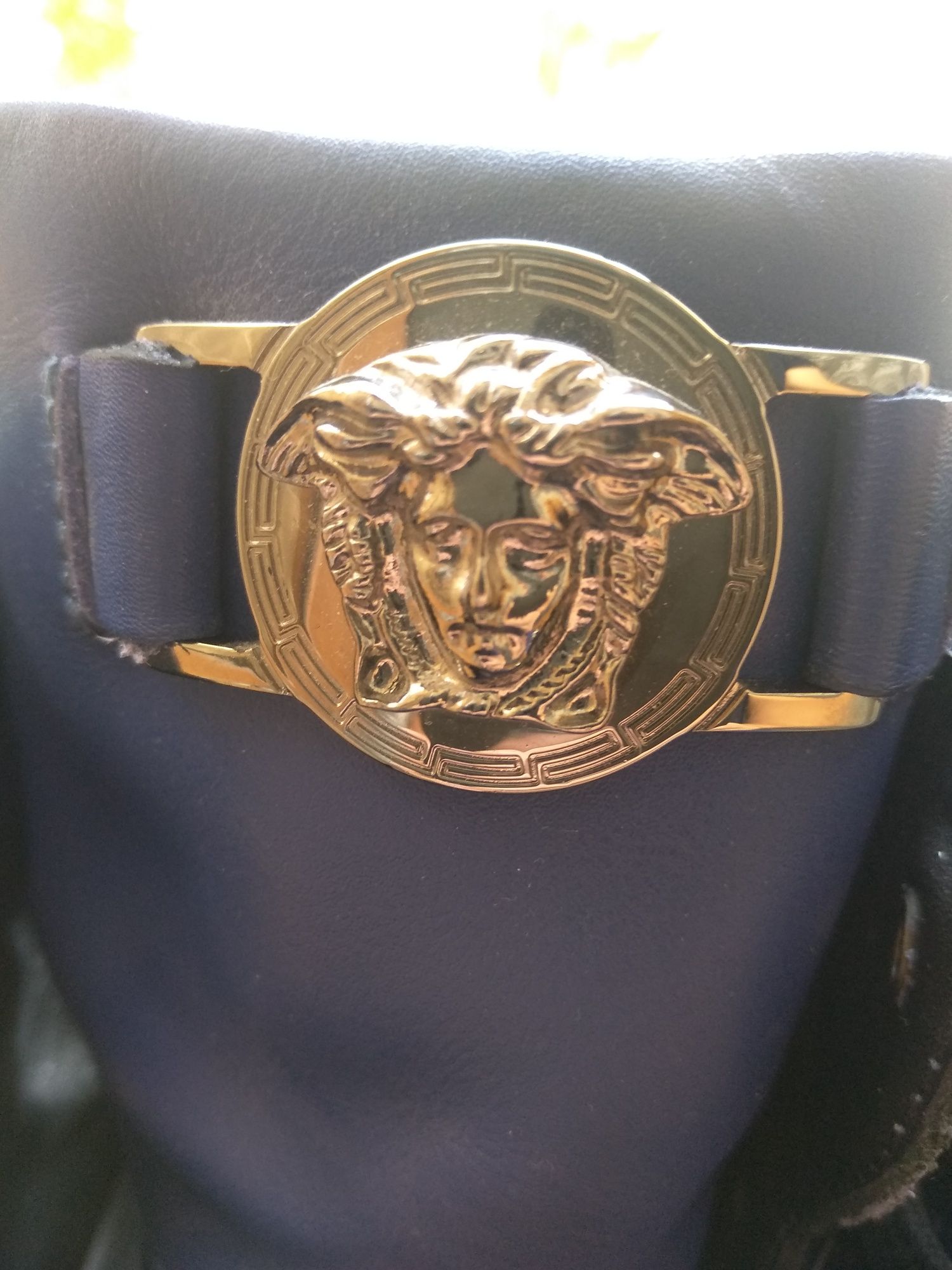 Красовка Versace