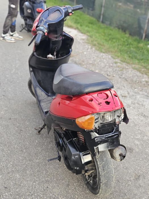 Vînd scuter de 80 4 timpi