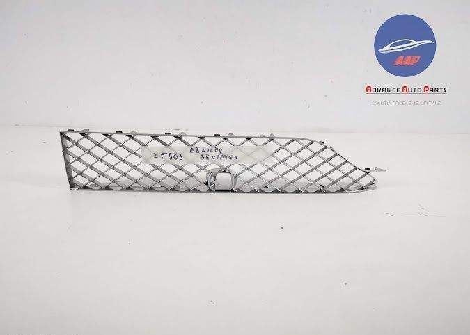 Grila Centrala Inferioara Stanga originala Bentley  Bentayga  1 [2015