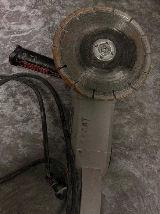 Болгарка Crown (г Астана, ул Иманова 41, лот 771802)