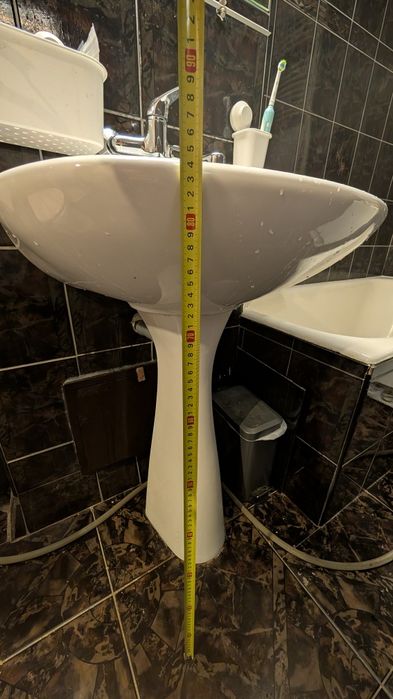 Chiuveta cu picior si sifon