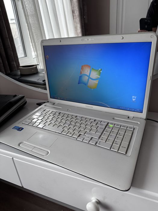 Ноутбуки Toshiba L775