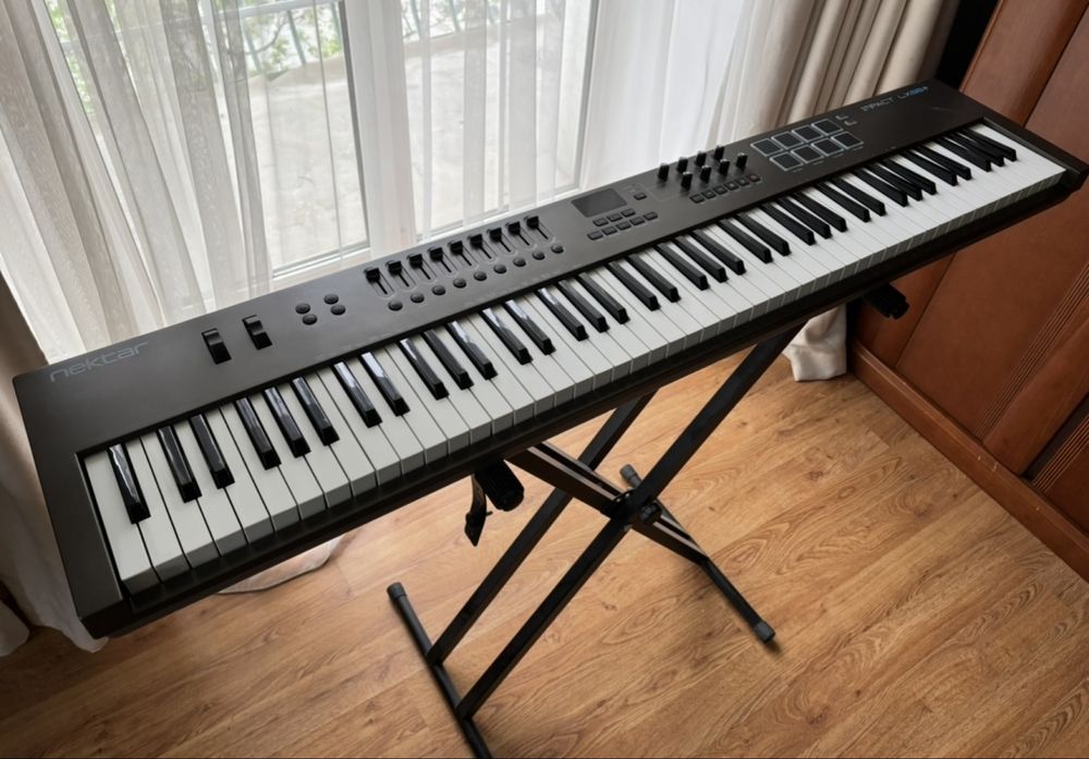 Nektar Impact LX 88+
