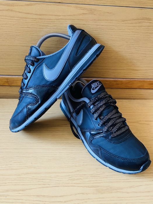 Дамски маратонки    NIKE  ,  номер  38