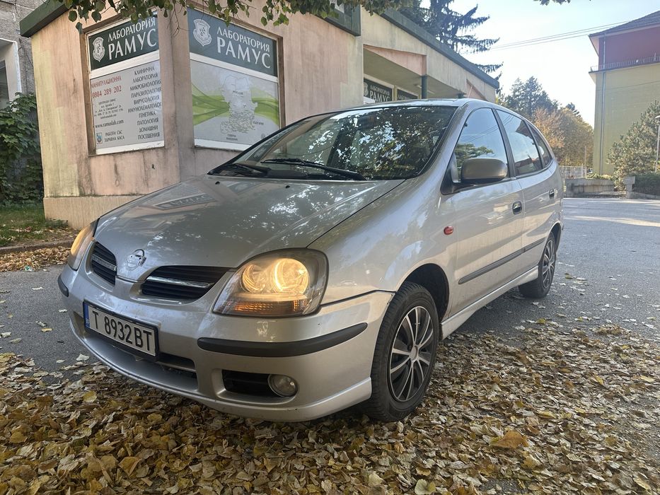 Nissan Almera Tino 1.8