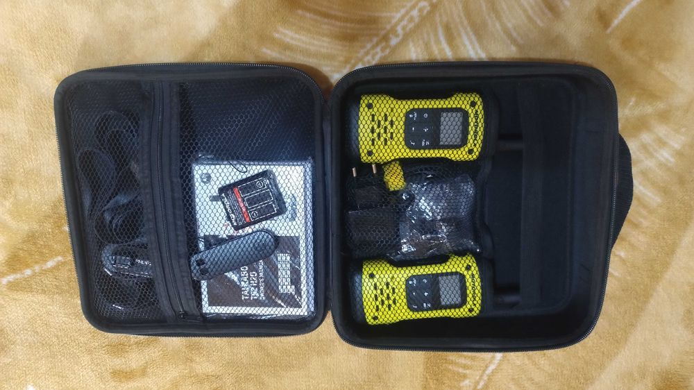 SET statie radio Motorola portabila T92 H2O IP67 (set cu 2 buc} Galben