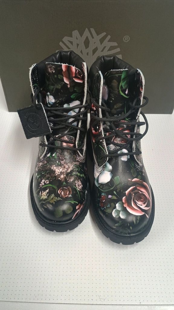 Кожени дамски боти Timberland Heritage 6 Floral Print