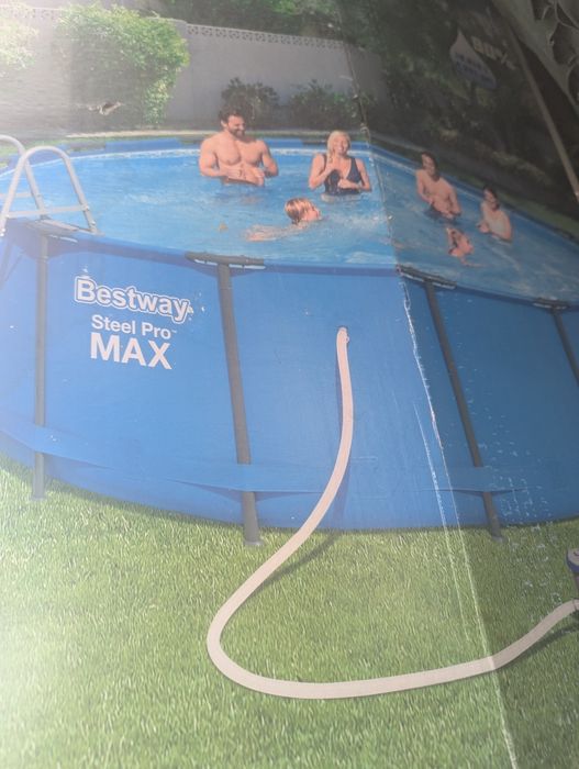 Градински басейн