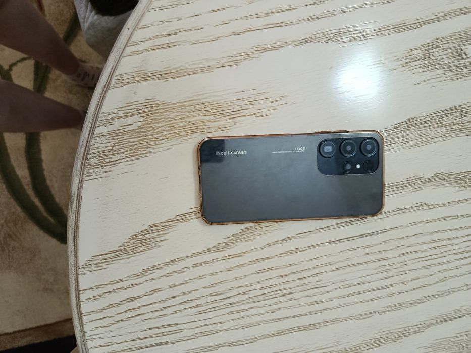 Продается телефон  S24ULTRA.