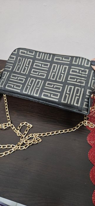 Дамски чанти различни модели