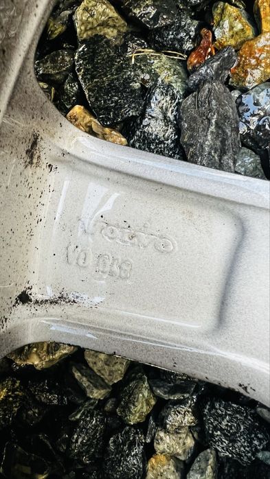 Jante Volvo XC60 R18 Borbet Germany ET55