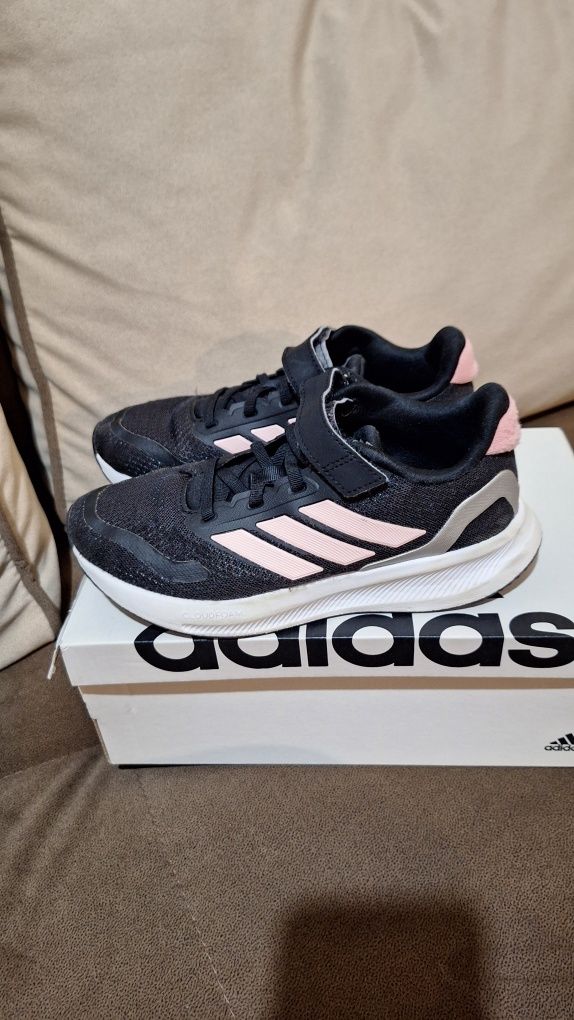 Маратонки за момиче  Adidas
