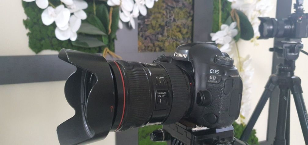 Canon 6d mark 2   .