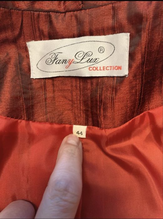 Vand costum in 3 piese