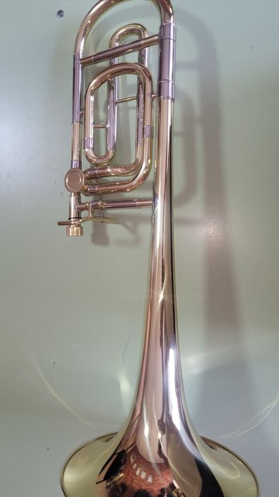 Продам ТРОМБОН новый