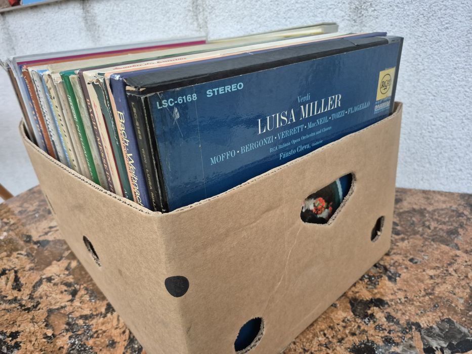 Vând Lot 200LP Discuri Vinil colectie muzica clasica mixta