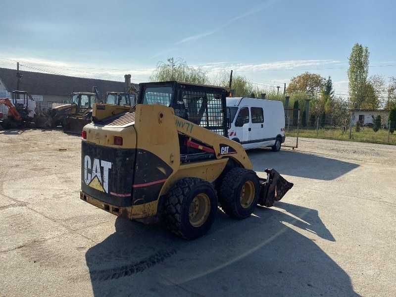 Dezmembrez miniincarcator Caterpillar 242