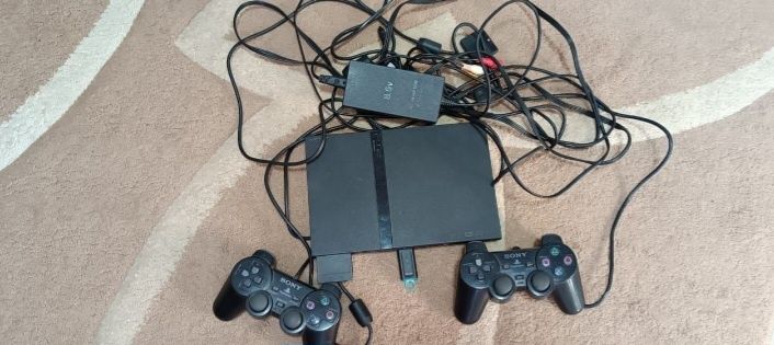 Игровая приставка ПС 2