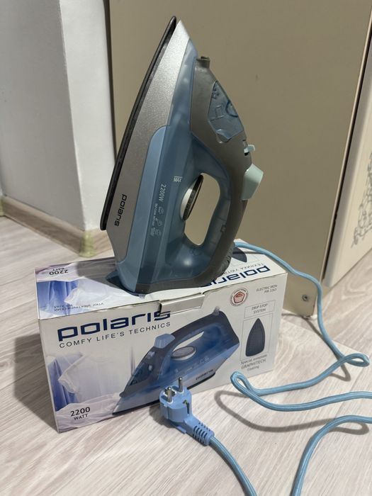 Продам утюг polaris