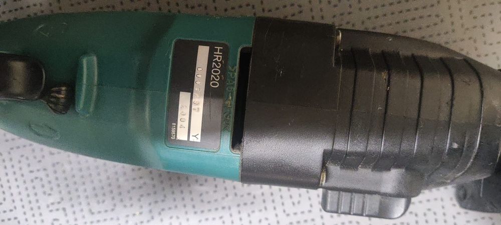 Ciocan rotopercutor cu 3 funcții Makita hr 2020