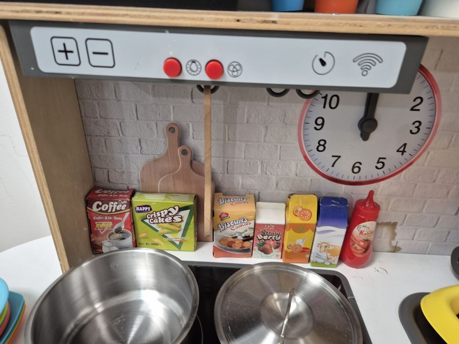 Детска дървена кухня