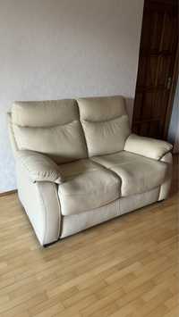 2 Canapele piele crem cu recliner