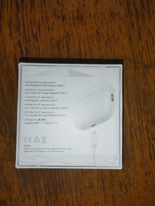 Airpods Pro 2, pret ușor negociabil